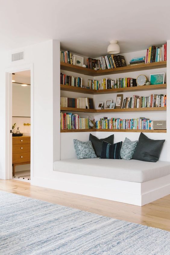 Corner Nook Daybed