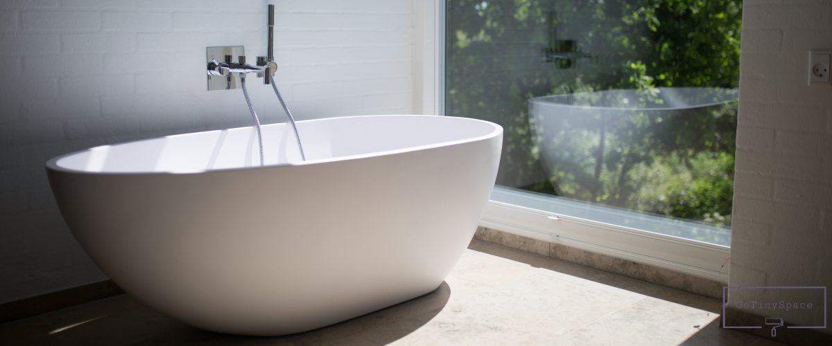 space saving small bathtubs