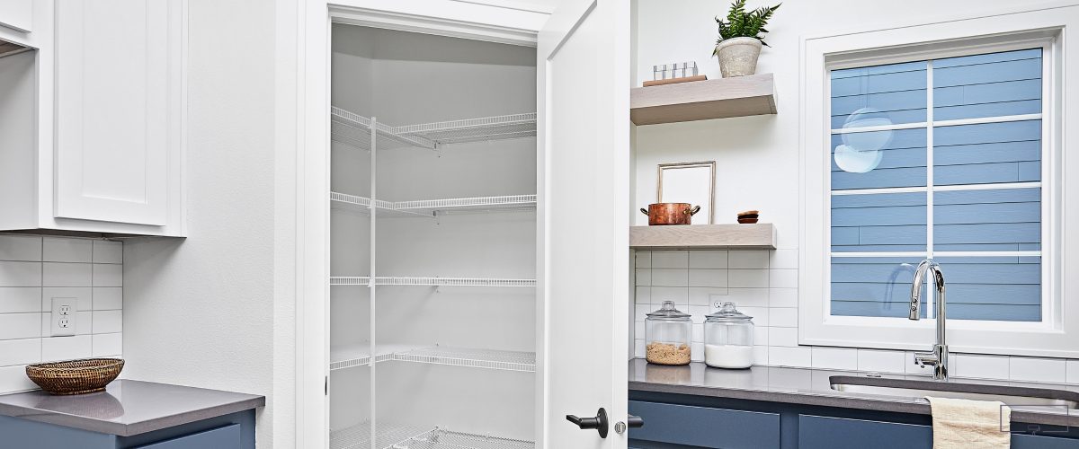 corner pantry ideas