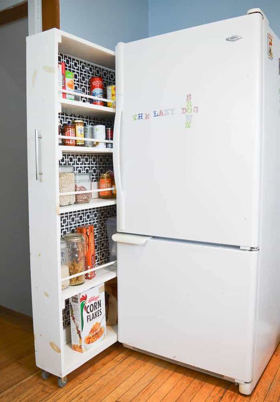 Vertical Pull-Out Pantry Shelves