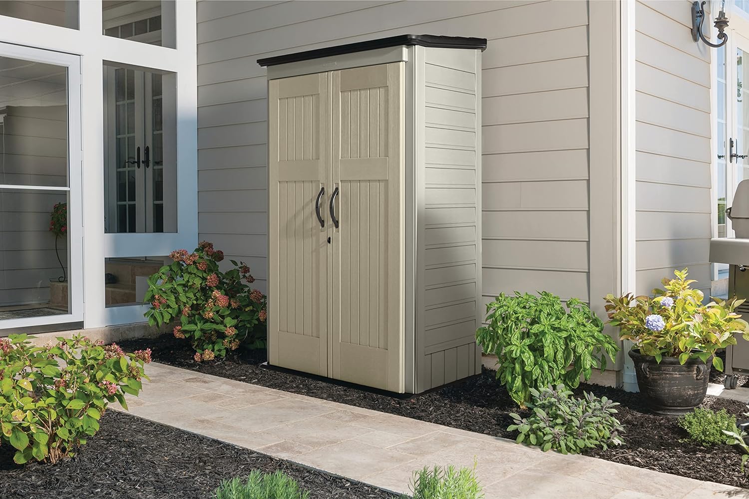 Rubbermaid 5x2 storage shed