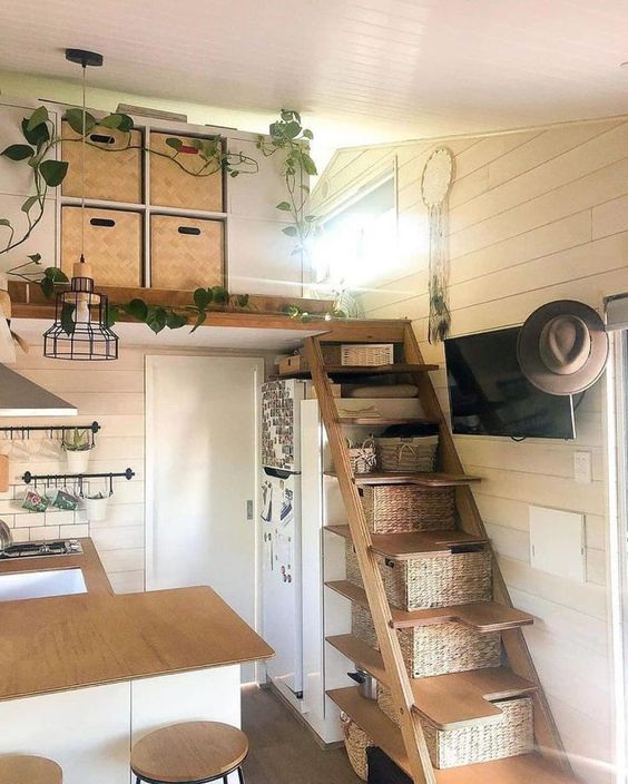 Basket Storage Staircase