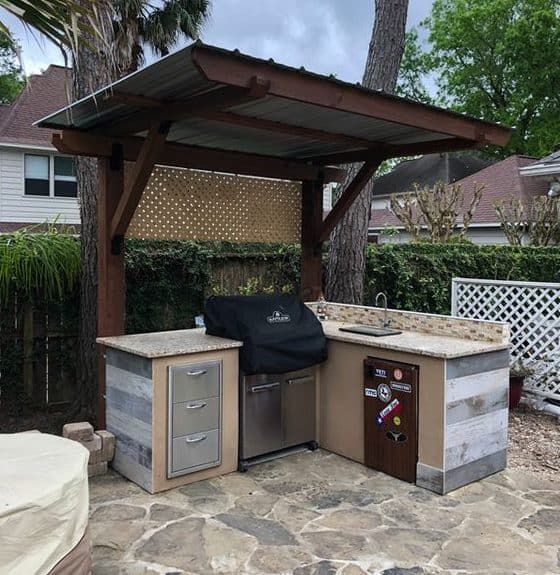 tiny l shaped outdoor kitchen