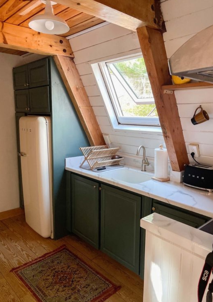 Exposed Beams in tiny house for rustic design