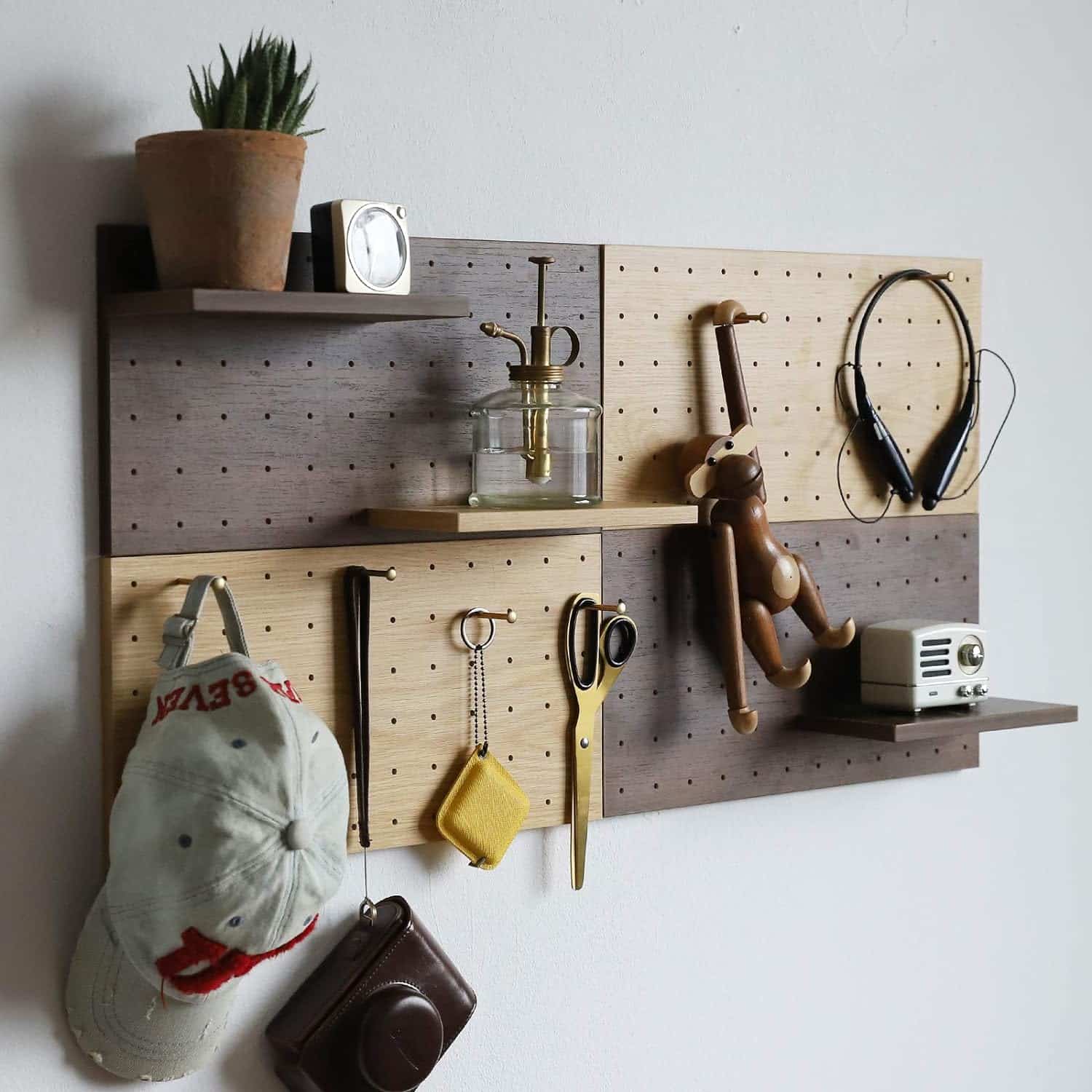 XAOHOME Sturdy Wooden Pegboard
