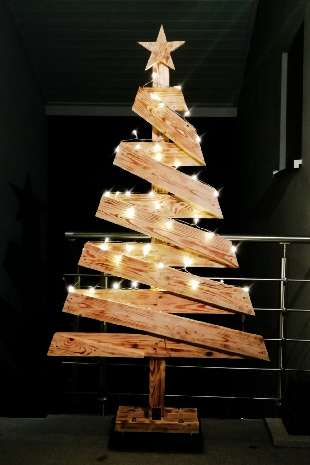 Pallet Christmas Tree