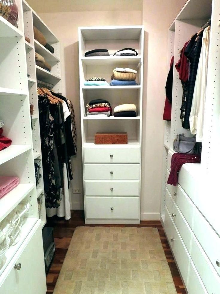 small walk in closet organization