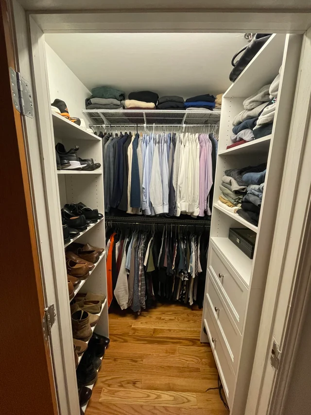 small walking  closet design