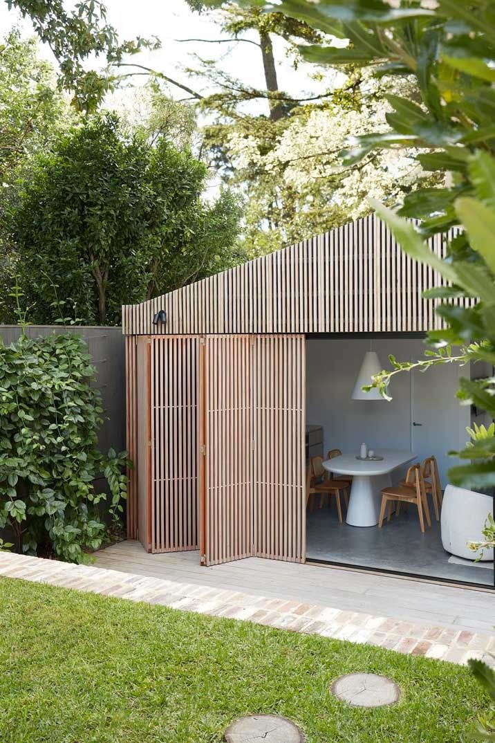 Minimalist small Pool House