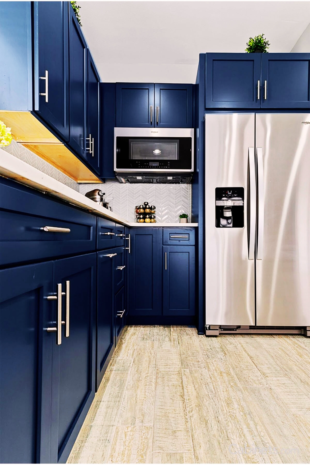 Navy Blue kitchen cabinets