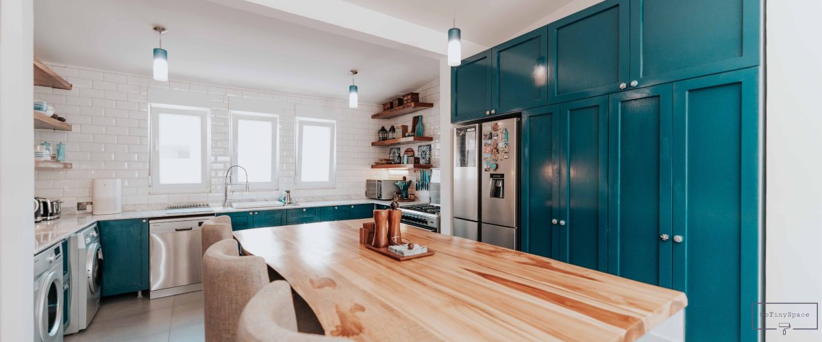 small kitchen cabinet color ideas