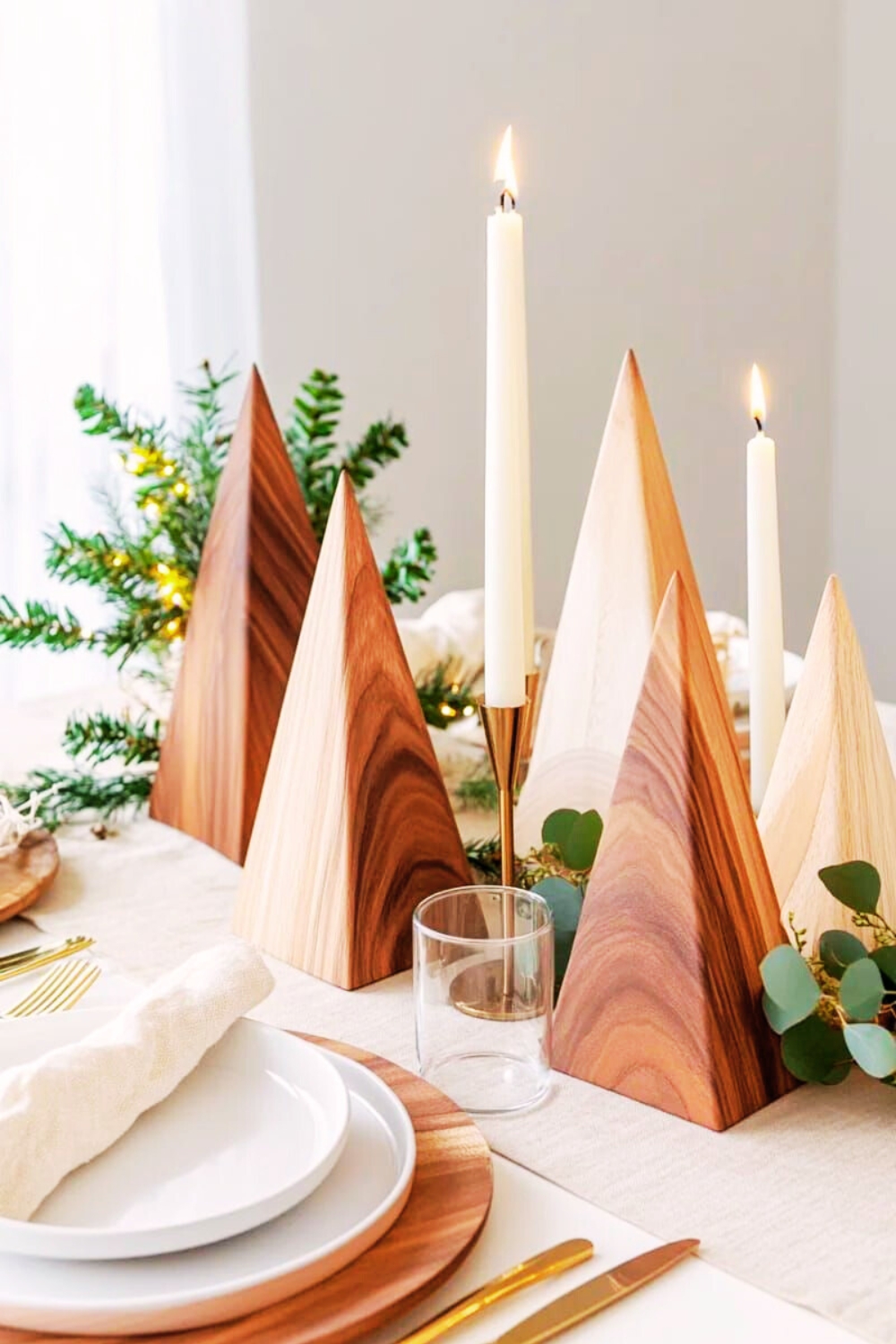 Scandinavian Small Wooden Tree Christmas Centerpiece